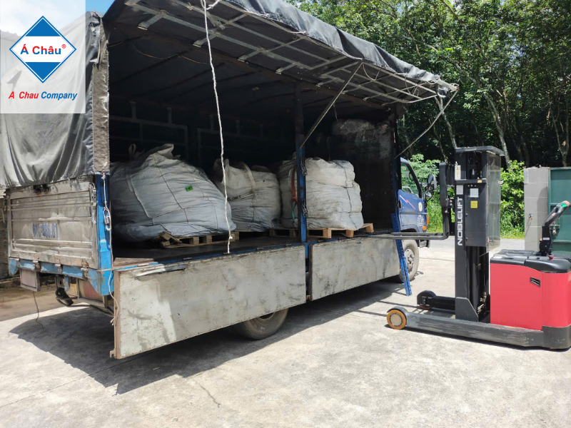 Hình ảnh thực tế thủy tinh phế liệu