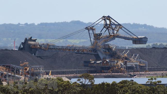 Tòa án Australia lần đầu bác dự án khai thác than do ô nhiễm toàn cầu