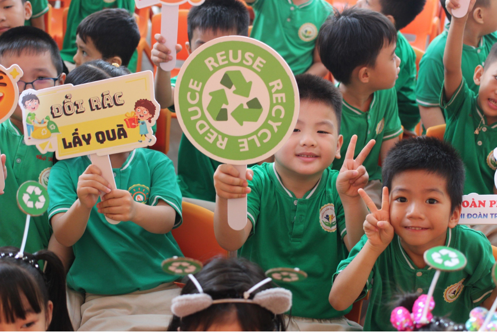 Tái chế học đường - Trạm 05: Duyên dáng cùng các bé Mầm non Tân Quy, quận 7, Thành Phố Hồ Chí Minh!