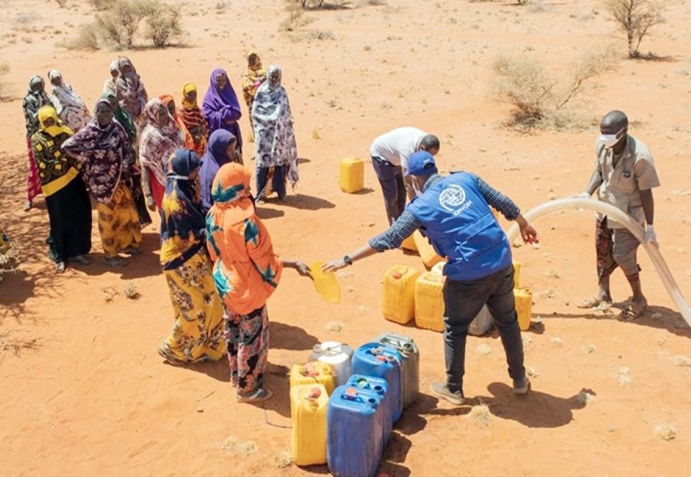 Người dân ở vùng Sừng châu Phi khát khô nước do hạn hán!