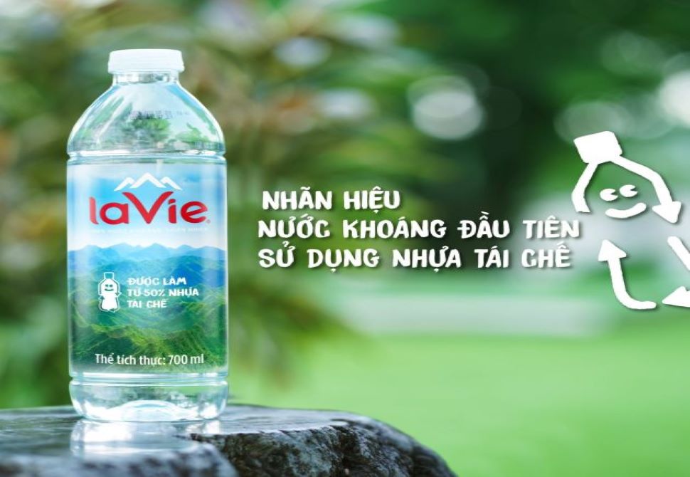 Nước khoáng La Vie dùng chai nhựa tái chế, góp phần thúc đẩy kinh tế tuần hoàn!