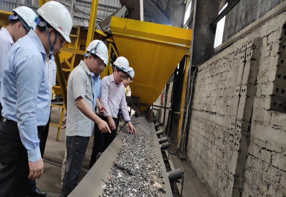 Xi măng Lam Thạch tiết kiệm 13,2 tỷ đồng mỗi năm nhờ đồng xử lý chất thải rắn công nghiệp thông thường làm nguyên liệu thay thế trong lò nung clinker!