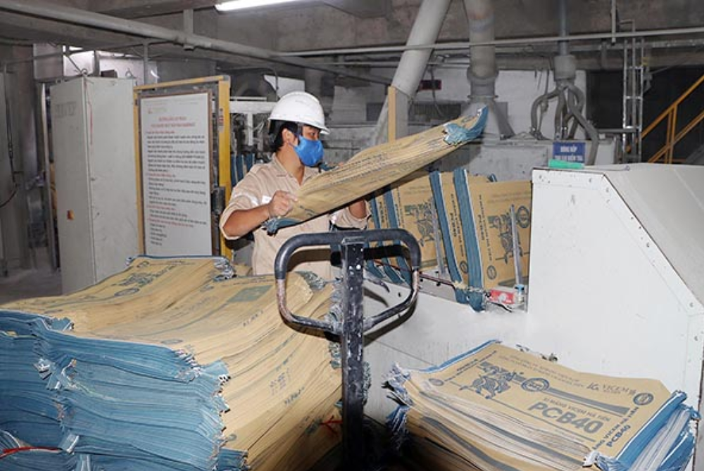Xi măng Bình Phước phát triển mô hình kinh tế tuần hoàn, sản xuất bền vững