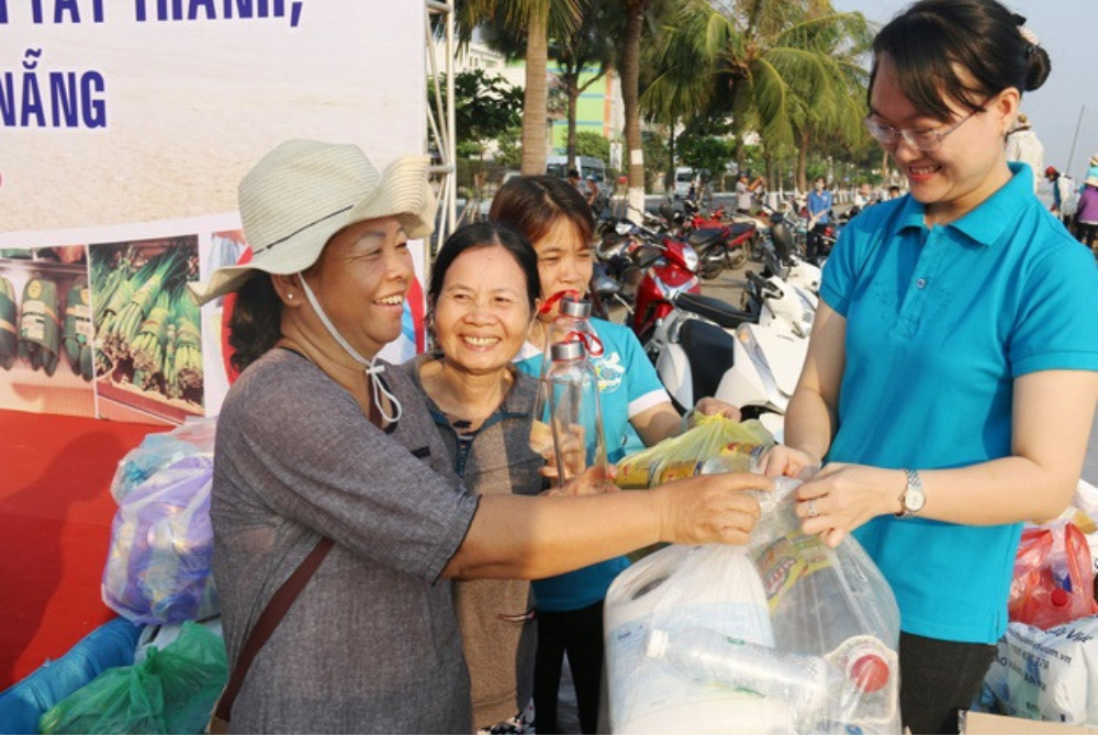 Đà Nẵng đặt mục tiêu hơn 90% số tổ dân phố triển khai phân loại rác