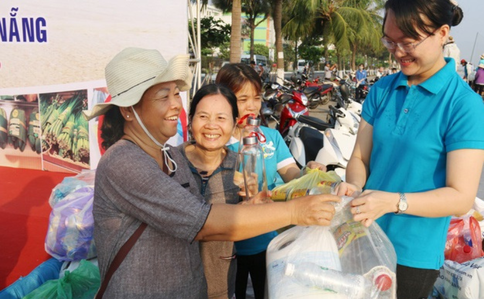Đà Nẵng đặt mục tiêu hơn 90% số tổ dân phố triển khai phân loại rác