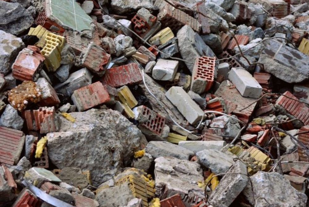 Bắc Giang xem xét ban hành quy định quản lý chất thải xây dựng