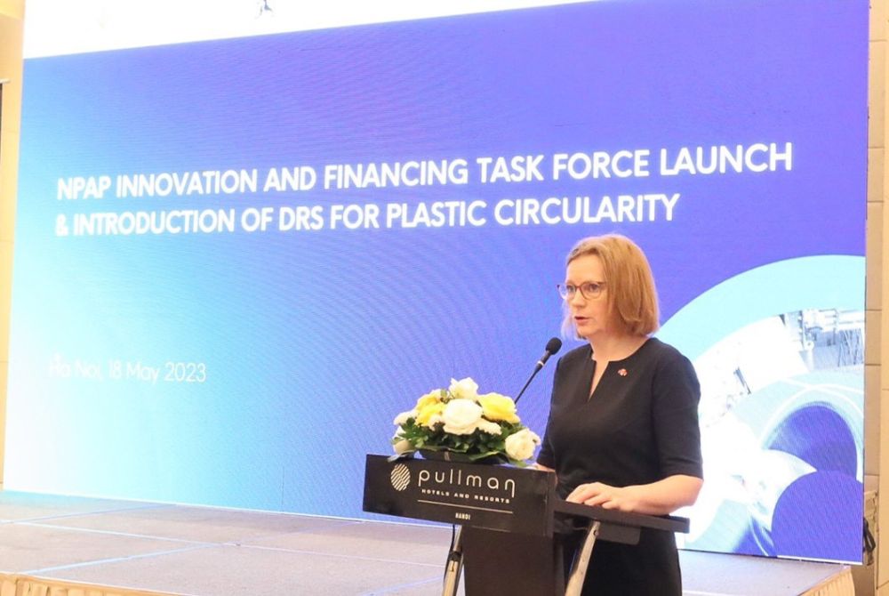 Launching a new technical group “to inspire” financial resources to reduce plastic