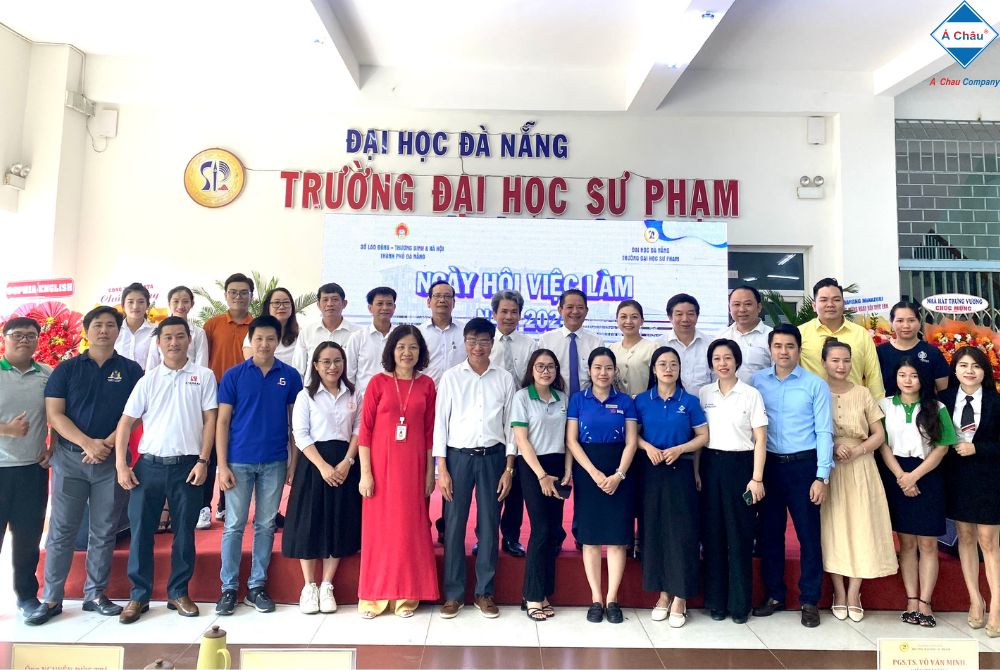 Trường Đại học Sư phạm - Đại học Đà Nẵng tổ chức "Ngày hội Việc làm Sinh viên"