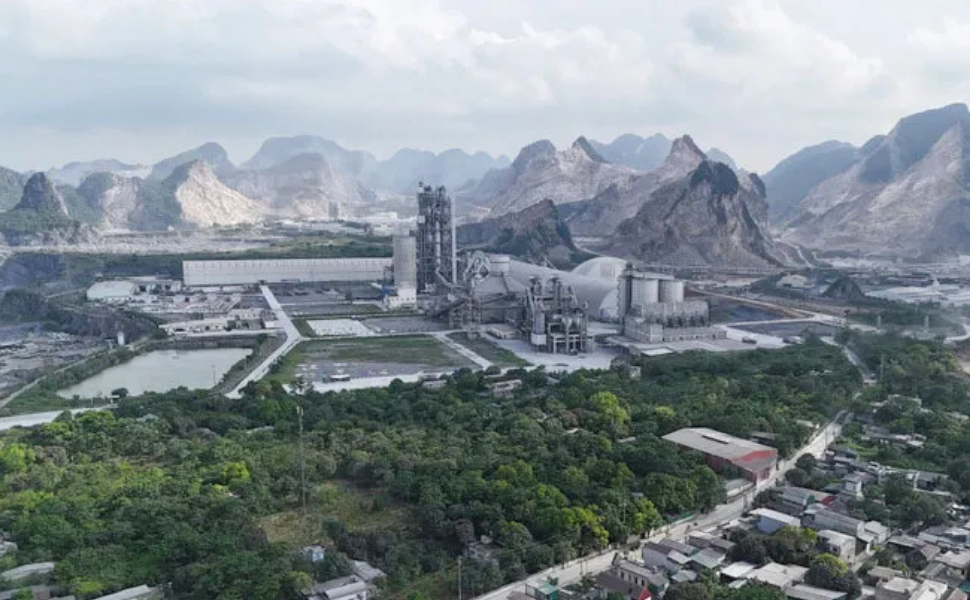 Thí điểm phân bổ hạn ngạch phát thải cho ngành xi măng, sắt thép và nhiệt điện giai đoạn 2025 - 2026