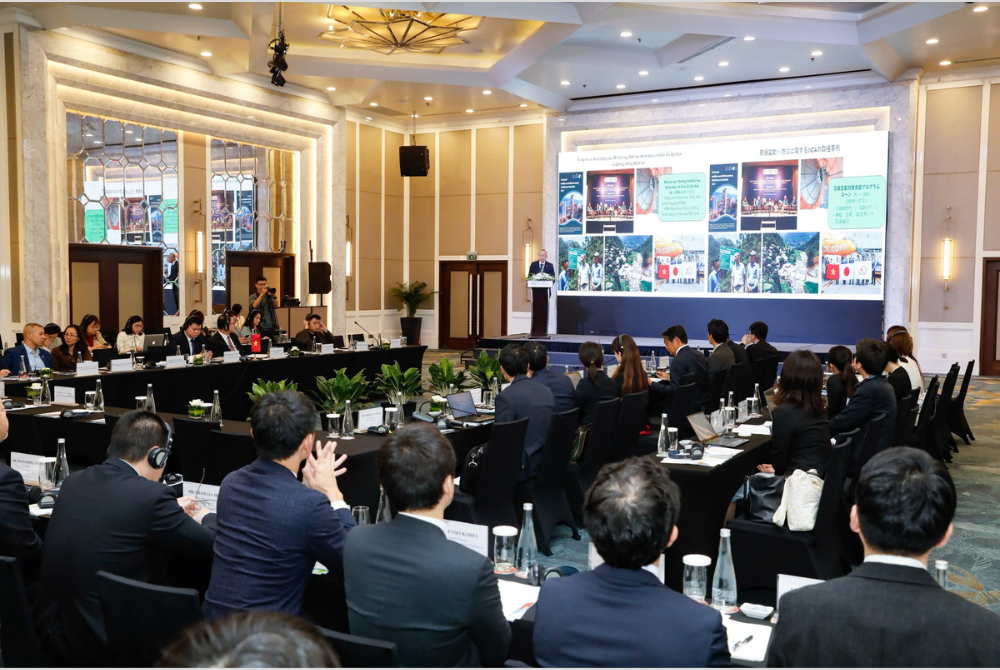  Việt Nam thúc đẩy hợp tác quốc tế cho chuyển đổi xanh và Net Zero