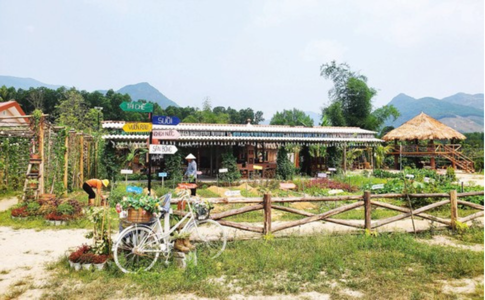 Vườn tái chế rác thải