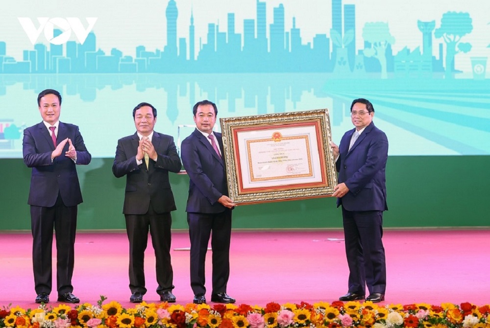 Thủ tướng trao quyết định công nhận tỉnh Hải Dương hoàn thành xây dựng nông thôn mới
