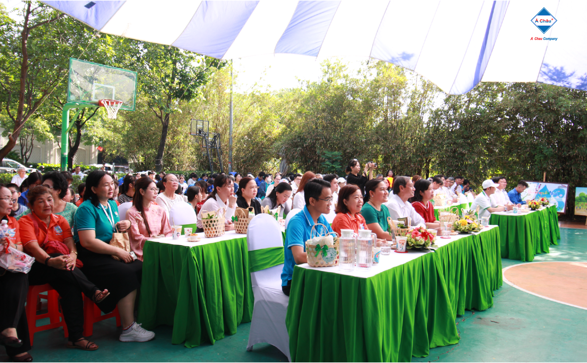 Phường Hiệp Bình Xanh Đổi chất thải nguy hại – Trao quà sống xanh