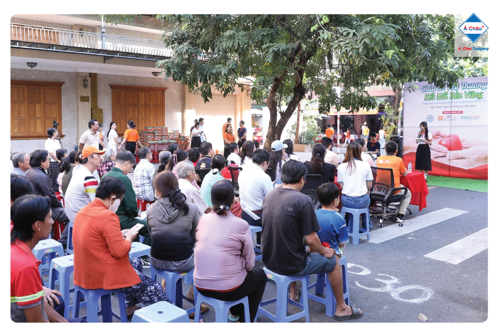 Hiến máu tình nguyện
