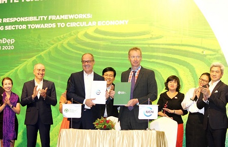 Thiết lập nền kinh tế tuần hoàn tại Việt Nam: IUCN và PRO Việt Nam đã kí kết xây dựng mô hình thí điểm