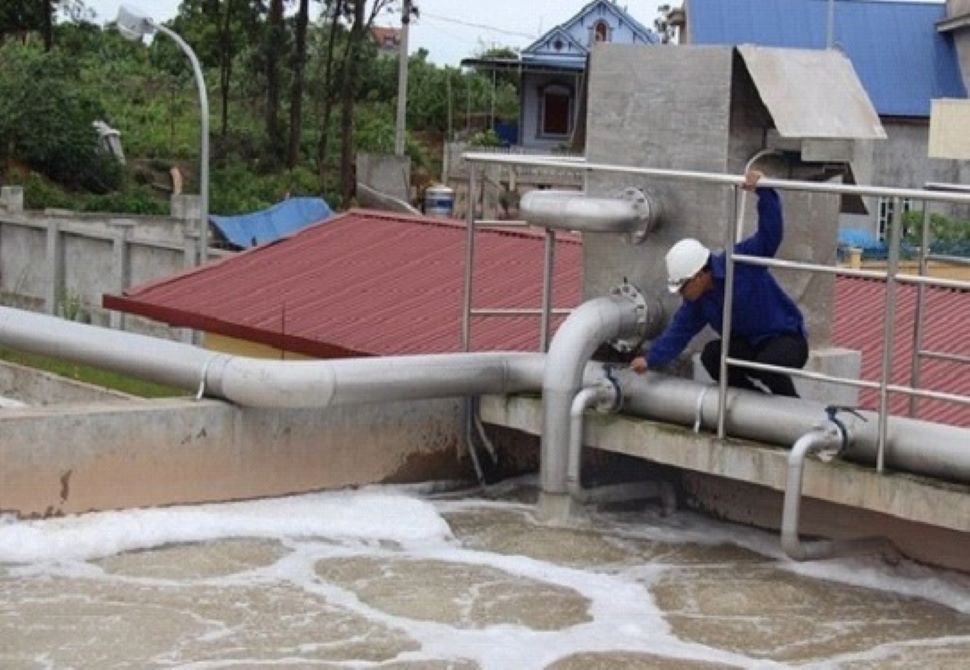 Dùng công nghệ xử lý nước thải làng nghề