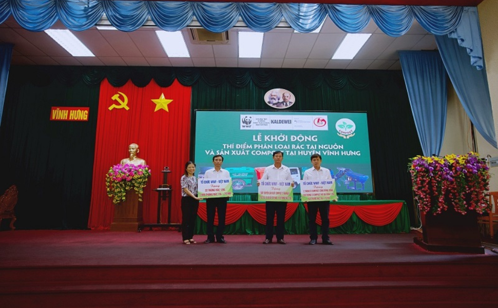 Long An: Phát động mô hình phân loại rác tại nguồn cho khu vực nông thôn huyện Vĩnh Hưng