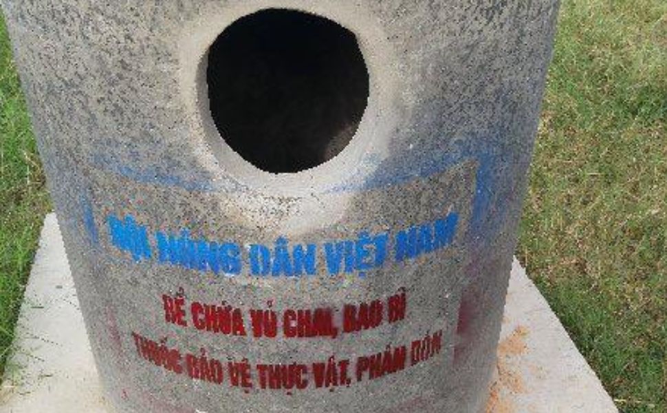 Mô hình bể chứa rác thải thuốc BVTV sau sử dụng tại xã Thuận Minh, Hàm Phú