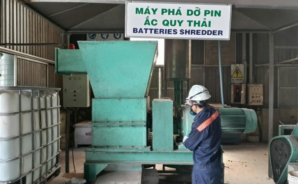 Dây chuyền phá dỡ pin ắc quy thải