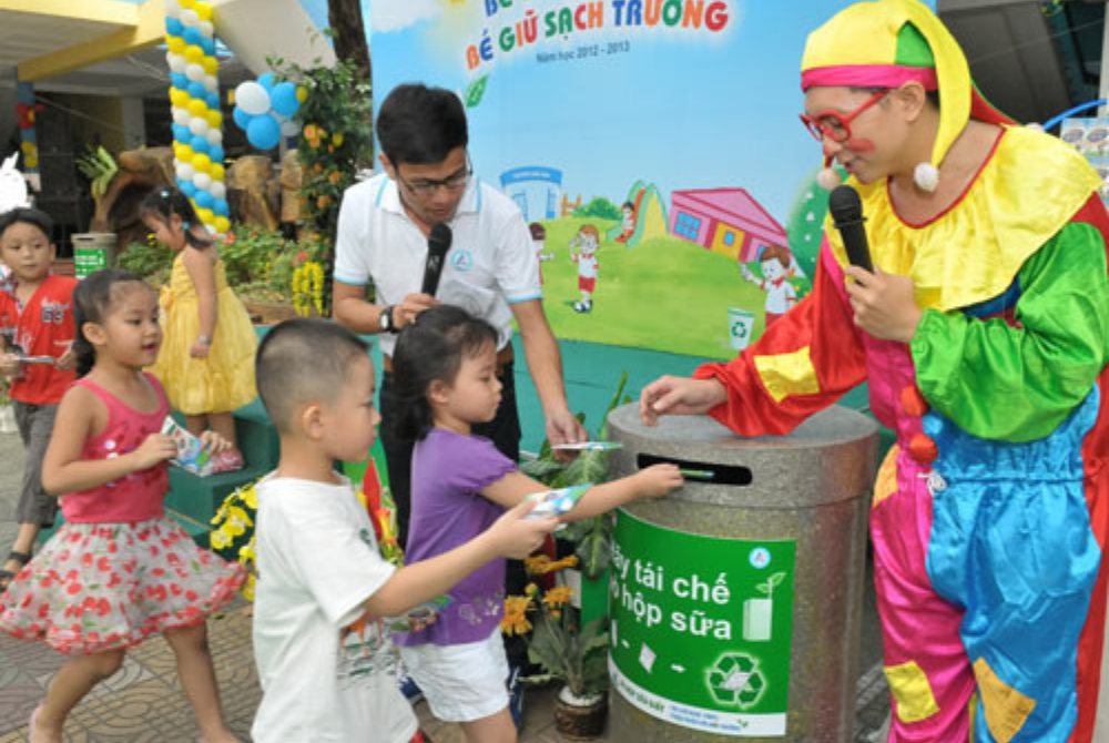 Thị Xã Sơn Tây triển khai chương trình thu gom vỏ hộp sữa tại các trường học và hạn chế chất thải nhựa!